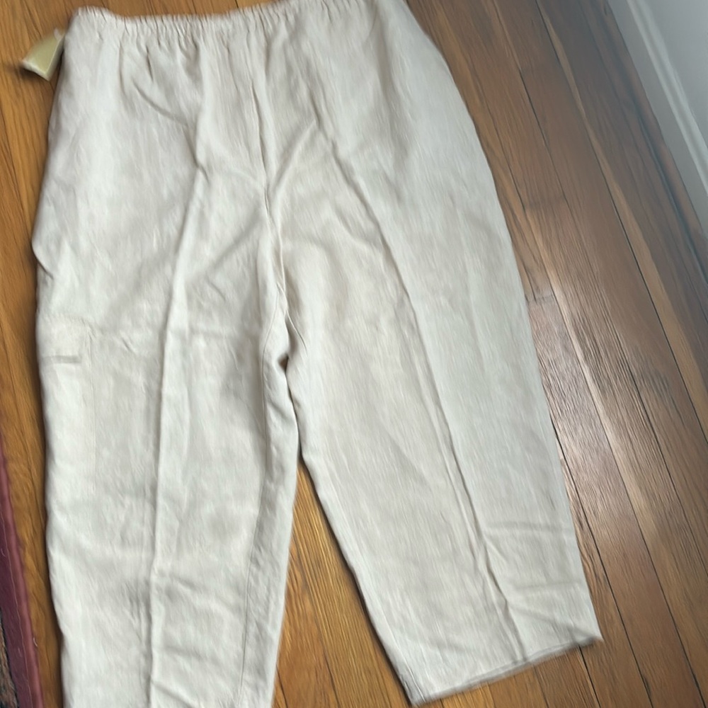 100% Linen NWT by Liden Hill